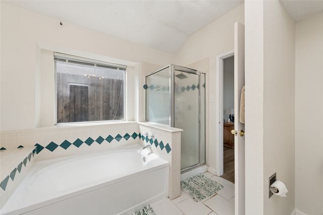 703 Turnstone Drive, Arlington, TX 76018