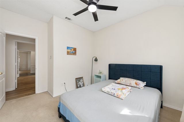 703 Turnstone Drive, Arlington, TX 76018