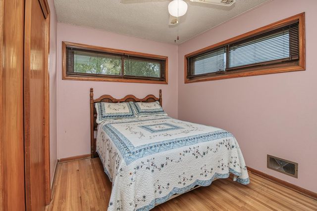556 Turin Avenue, South Saint Paul, MN 55075