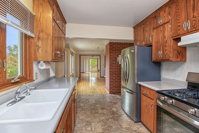 556 Turin Avenue, South Saint Paul, MN 55075