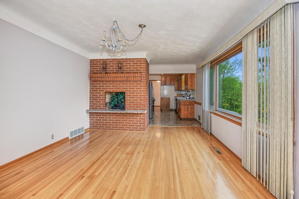 556 Turin Avenue, South Saint Paul, MN 55075 — photo 4