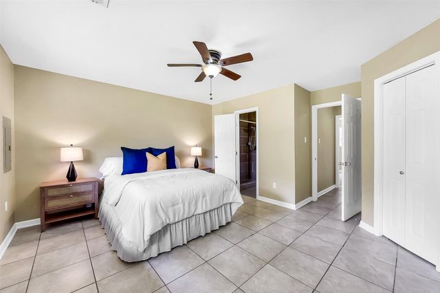 15503 Wandering Trail, Friendswood, TX 77546