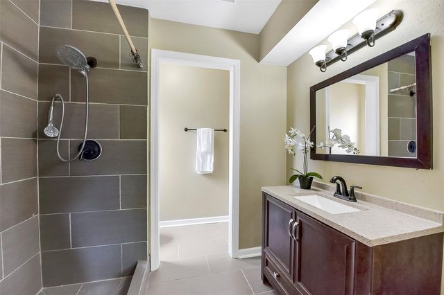 15503 Wandering Trail, Friendswood, TX 77546