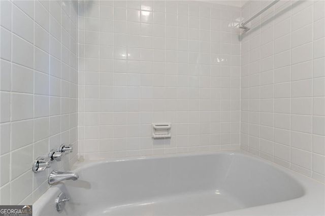 2564 Lake Flair Circle NE, Atlanta, GA 30345