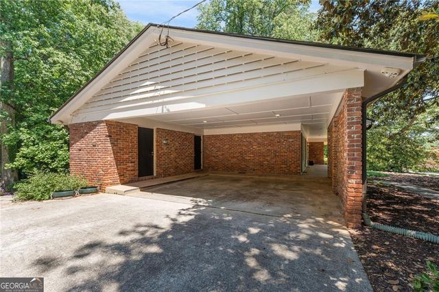 2564 Lake Flair Circle NE, Atlanta, GA 30345
