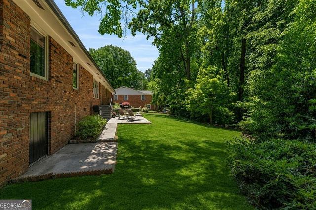 2564 Lake Flair Circle NE, Atlanta, GA 30345
