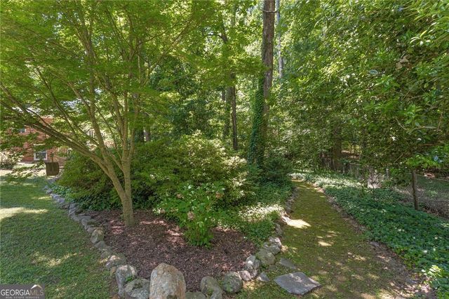 2564 Lake Flair Circle NE, Atlanta, GA 30345
