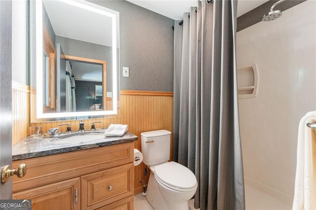 2564 Lake Flair Circle NE, Atlanta, GA 30345