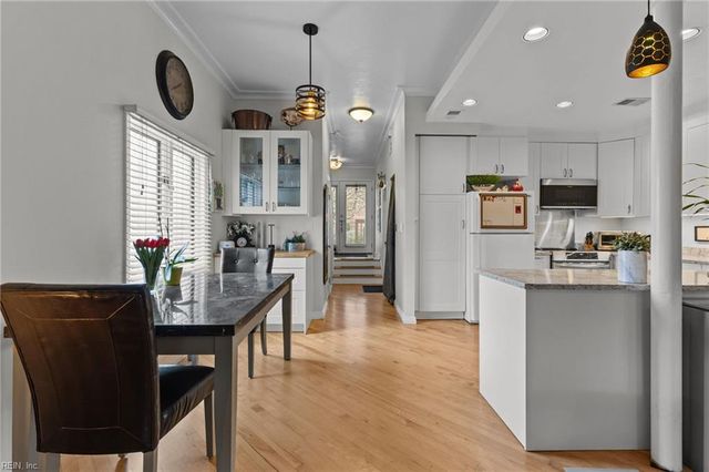 692 Coquina LN, Virginia Beach, VA 23451