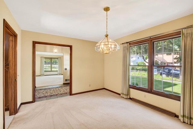 5 Parklawn Place, Madison, WI 53705