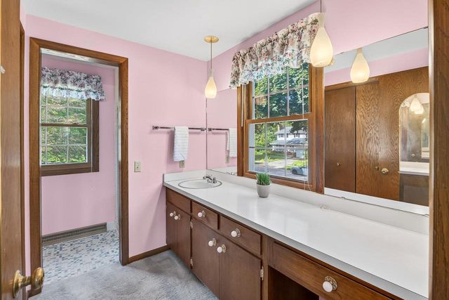 5 Parklawn Place, Madison, WI 53705