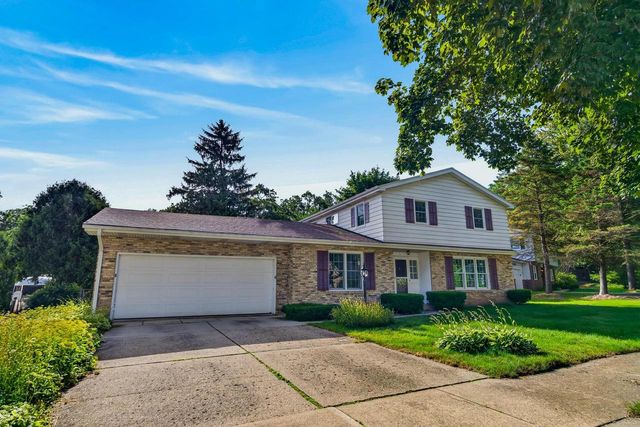 5 Parklawn Place, Madison, WI 53705
