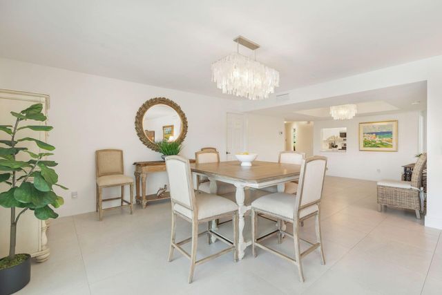 327 Southwind Drive 206, North Palm Beach, FL 33408