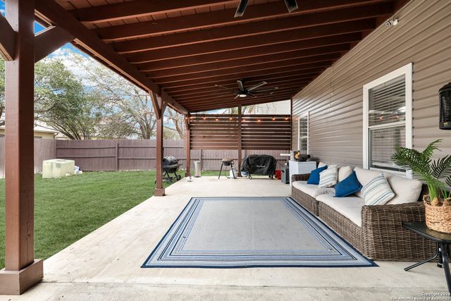 9911 KELTON DR, San Antonio, TX 78250