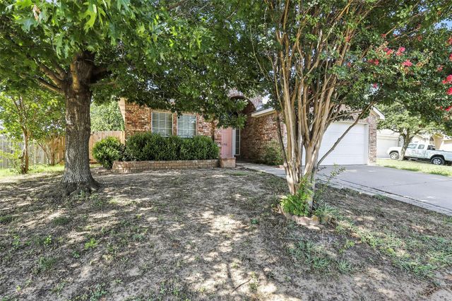 1312 Pepperfield Court, Fort Worth, TX 76028
