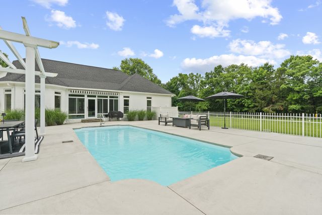 3084 Duplex Rd, Spring Hill, TN 37174