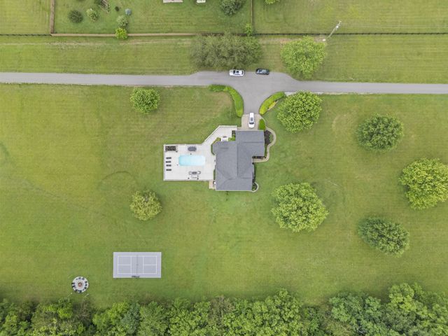 3084 Duplex Rd, Spring Hill, TN 37174