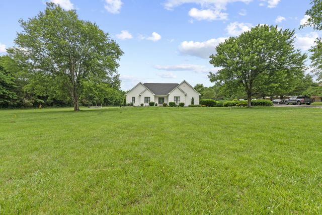 3084 Duplex Rd, Spring Hill, TN 37174