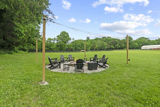 3084 Duplex Rd, Spring Hill, TN 37174