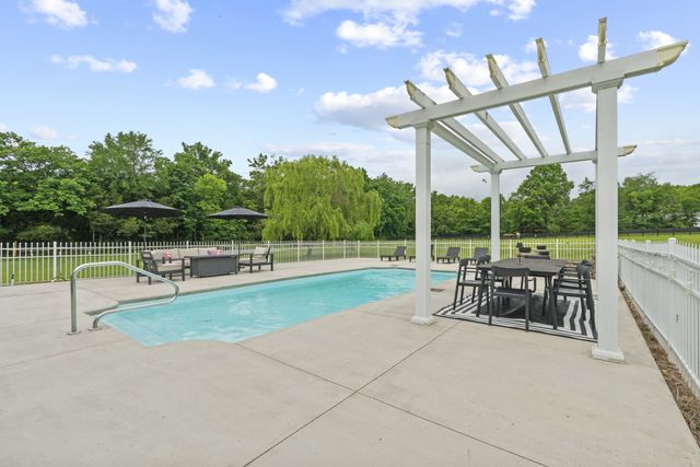 3084 Duplex Rd, Spring Hill, TN 37174