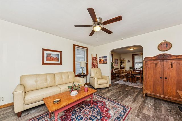 6715 Betts Avenue, North College Hill, OH 45239