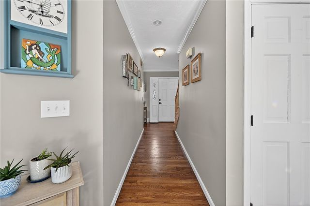 1340 Hope Road, Cranston, RI 02831