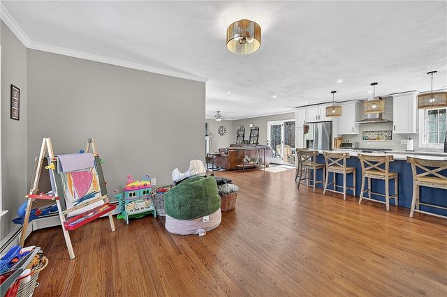 1340 Hope Road, Cranston, RI 02831