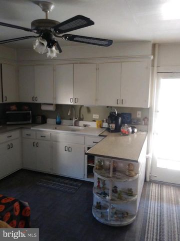 20 E MAIN ST, Middletown, PA 17057