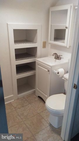 20 E MAIN ST, Middletown, PA 17057