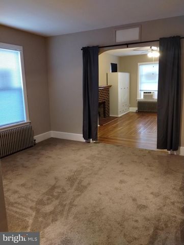 20 E MAIN ST, Middletown, PA 17057