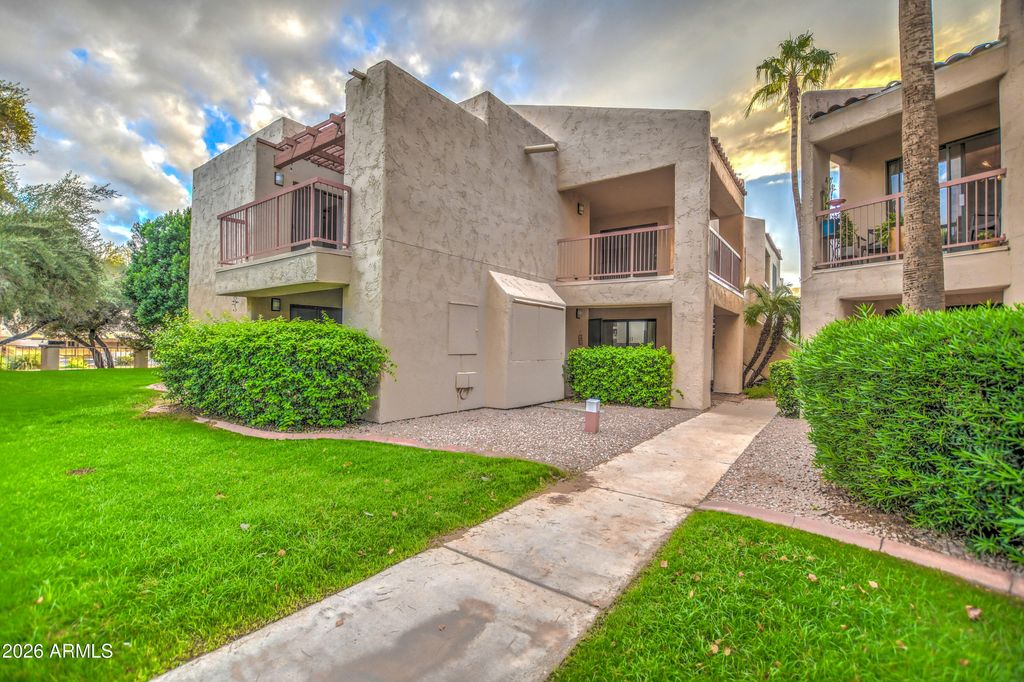 9355 N 91ST Street 214, Scottsdale, AZ 85258 — photo 2