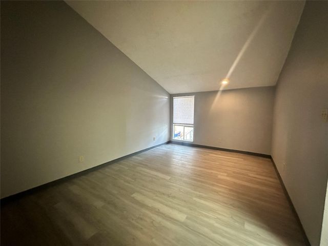 2206 Trailside DR 302, Austin, TX 78704
