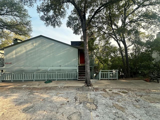 2206 Trailside DR 302, Austin, TX 78704