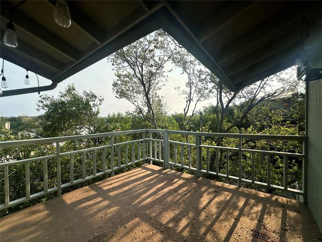 2206 Trailside DR 302, Austin, TX 78704