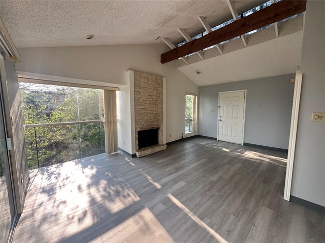 2206 Trailside DR 302, Austin, TX 78704