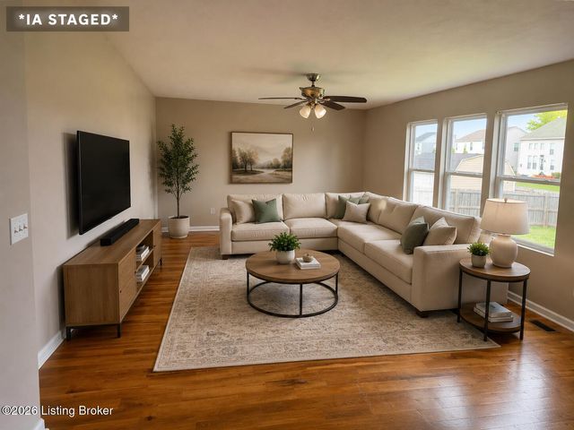 146 Bald Eagles Cir, Mt Washington, KY 40047