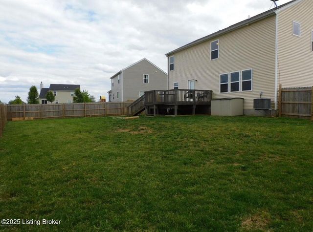 146 Bald Eagles Cir, Mt Washington, KY 40047