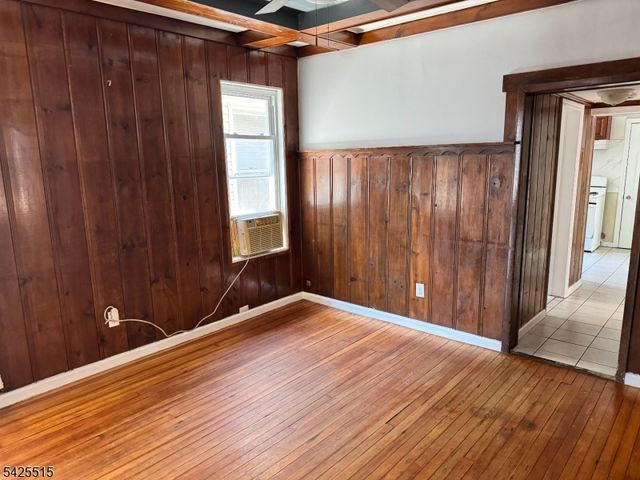 296 Woodside Ave, Newark City, NJ 07104