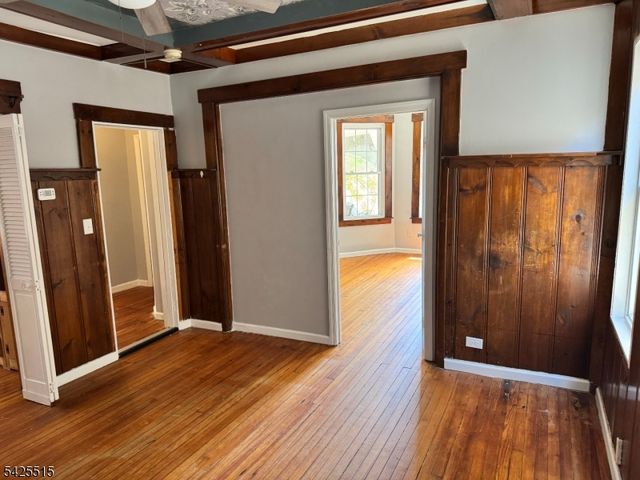 296 Woodside Ave, Newark City, NJ 07104
