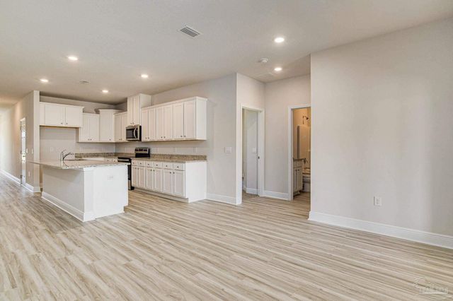 5595 Clarity St, Milton, FL 32570