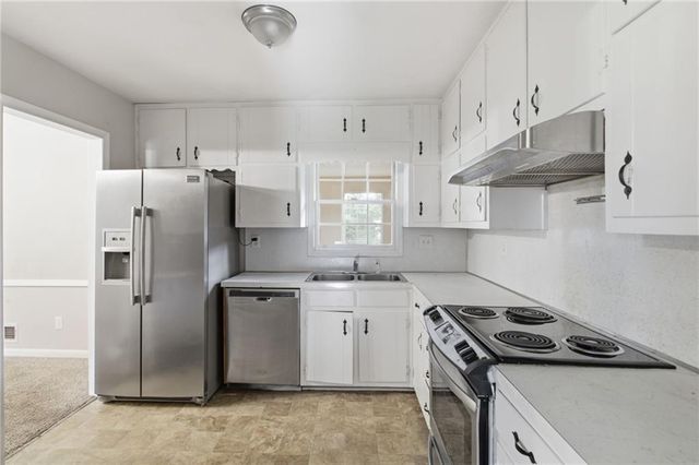 2442 Wakefield Cove, Morrow, GA 30260
