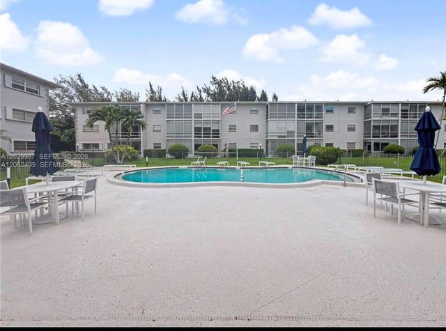 700 Layne Boulevard 306, Hallandale Beach, FL 33009