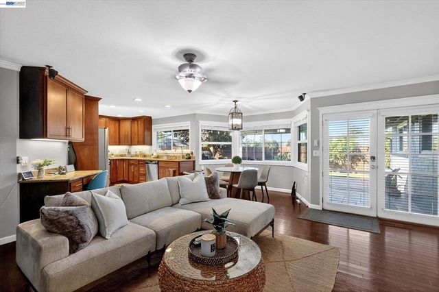 1223 Aberdeen Ave, Livermore, CA 94550