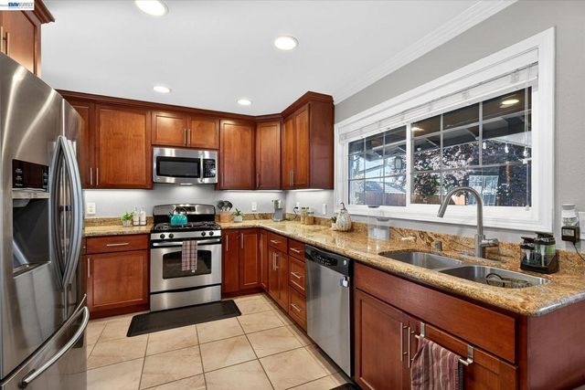 1223 Aberdeen Ave, Livermore, CA 94550