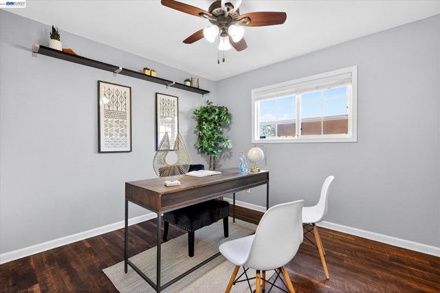 1223 Aberdeen Ave, Livermore, CA 94550