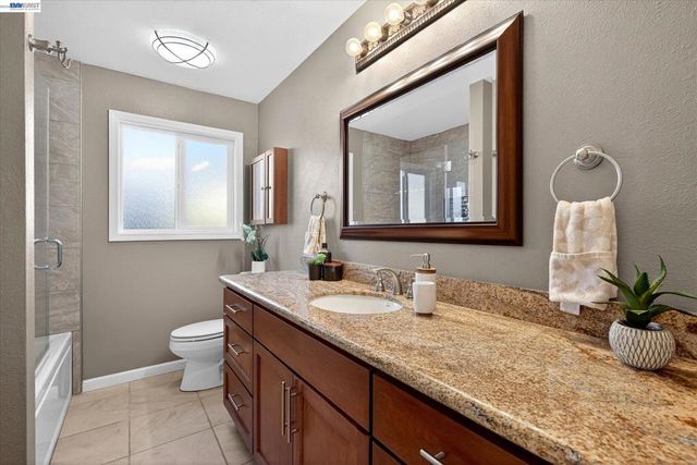 1223 Aberdeen Ave, Livermore, CA 94550