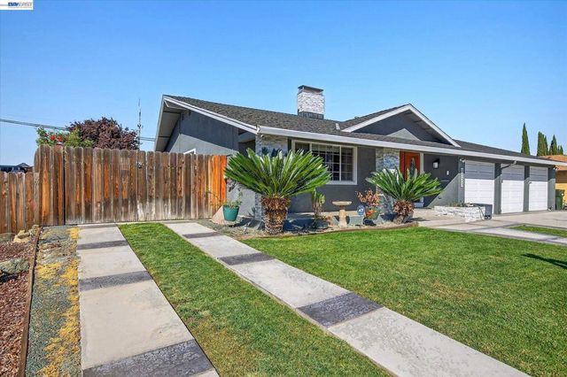 1223 Aberdeen Ave, Livermore, CA 94550