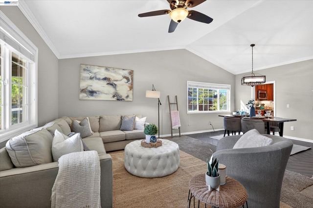 1223 Aberdeen Ave, Livermore, CA 94550