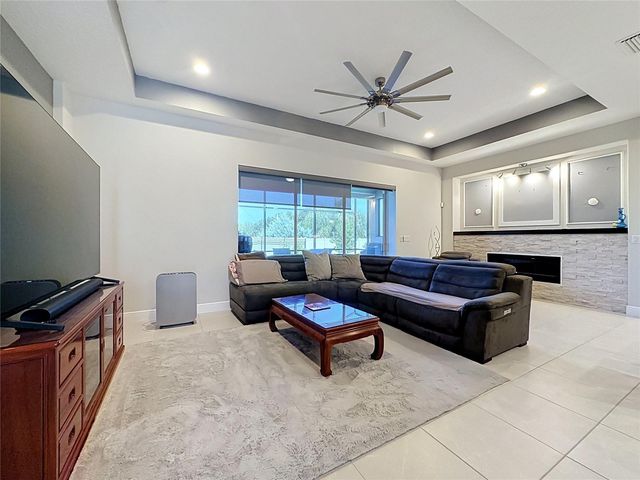 8665 E BRIDGEPORT BAY CIRCLE, Mount Dora, FL 32757