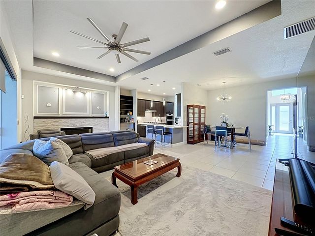 8665 E BRIDGEPORT BAY CIRCLE, Mount Dora, FL 32757